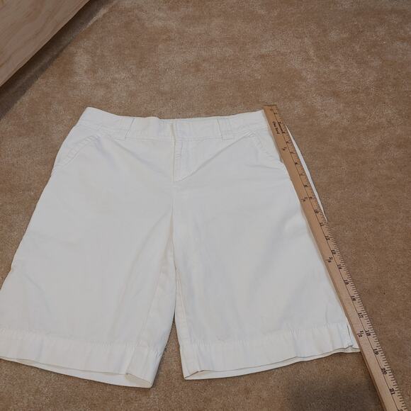 Lilly Pulitzer Size 4 Resort Fit White Shorts Summer Vacation Golf Golfing Prep - Picture 11 of 11